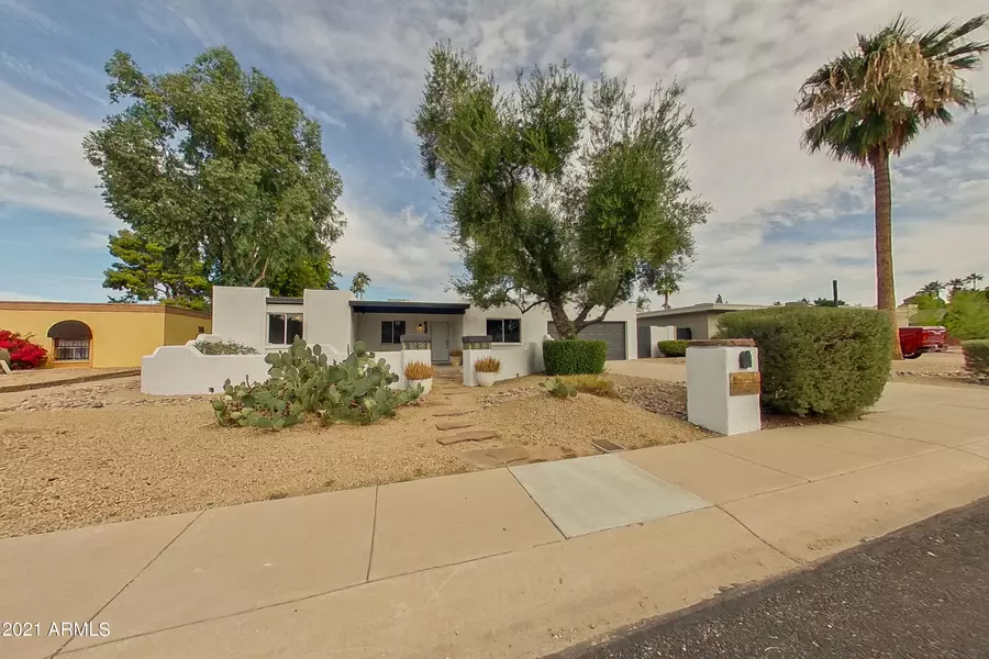 920 W PORT AU PRINCE Lane, Phoenix, AZ 85023