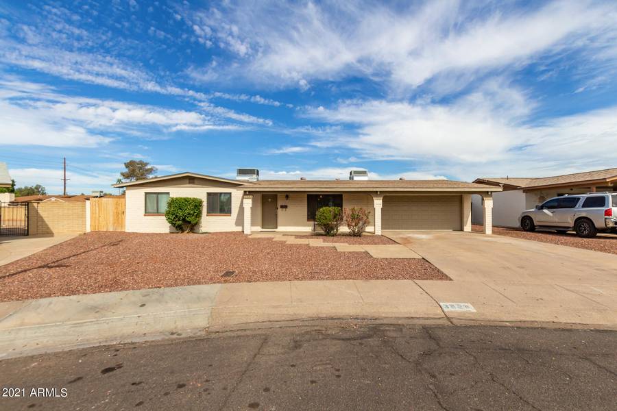 3824 W Barnes Lane, Phoenix, AZ 85051