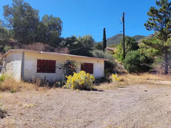 Bisbee, AZ 85603,1589 W Highway 80 --