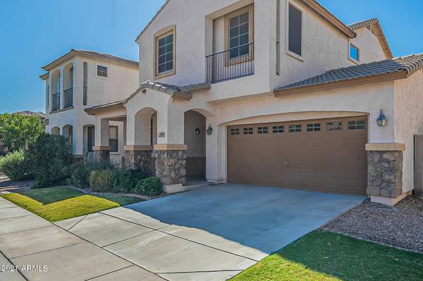 3878 S DEW DROP Lane, Gilbert, AZ 85297