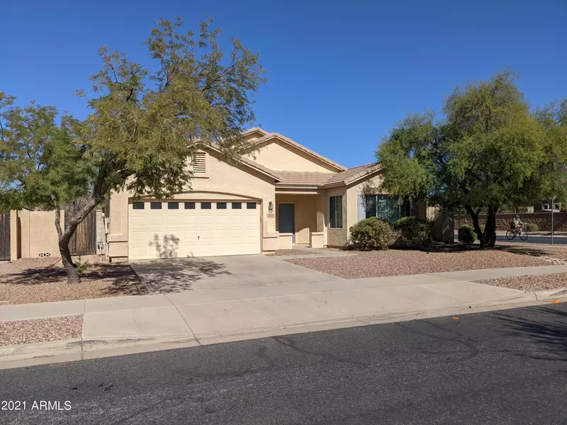 21884 E CALLE DE FLORES --, Queen Creek, AZ 85142