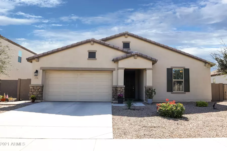 1735 E LUNA BLANCA Way, San Tan Valley, AZ 85140