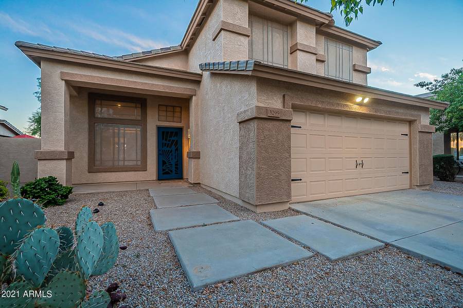 3299 E BOSTON Street, Gilbert, AZ 85295