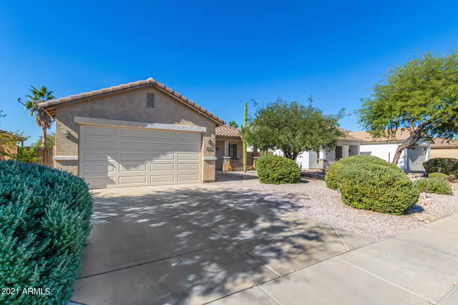 41300 N VINE Avenue, San Tan Valley, AZ 85140