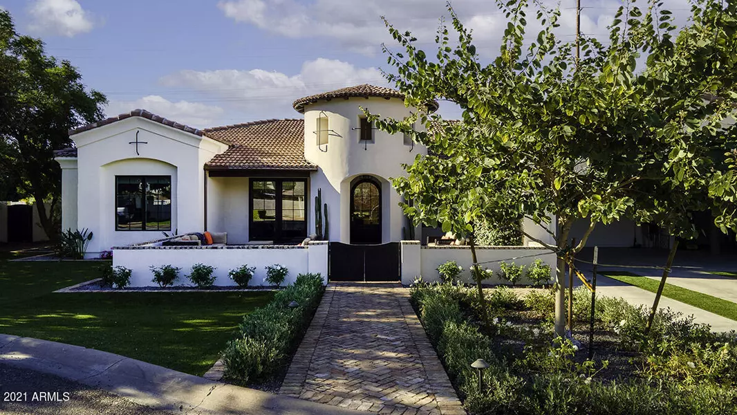 4627 E CALLE REDONDA --, Phoenix, AZ 85018