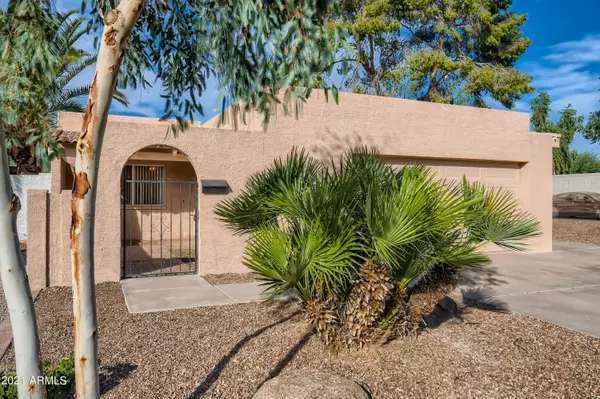 2828 S PRICE Road, Tempe, AZ 85282