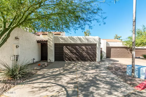 1526 S RIVER Drive, Tempe, AZ 85281