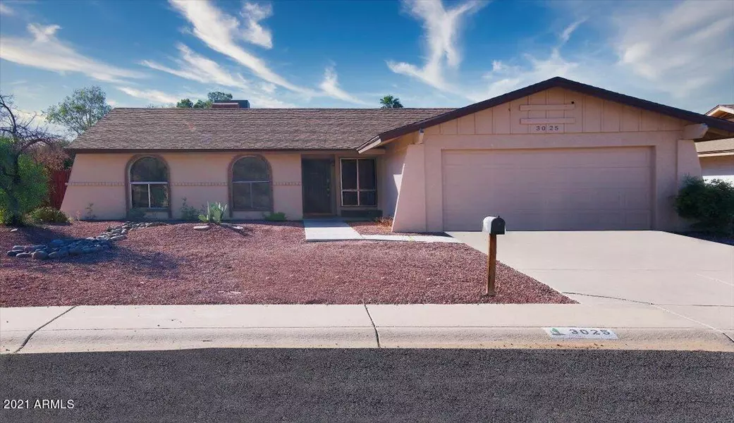 3025 W CHARLESTON Avenue, Phoenix, AZ 85053