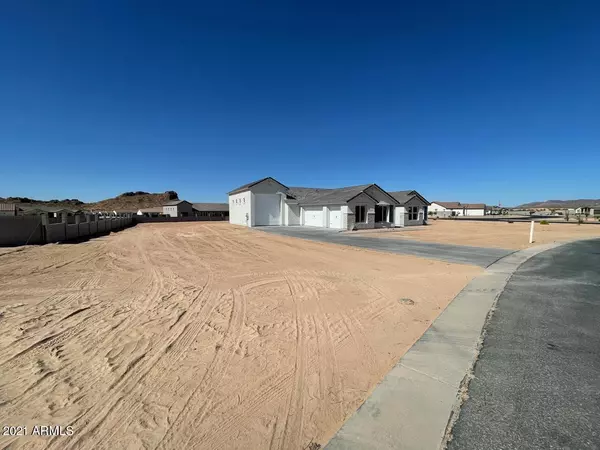 San Tan Valley, AZ 85143,272 W AMHERST Street