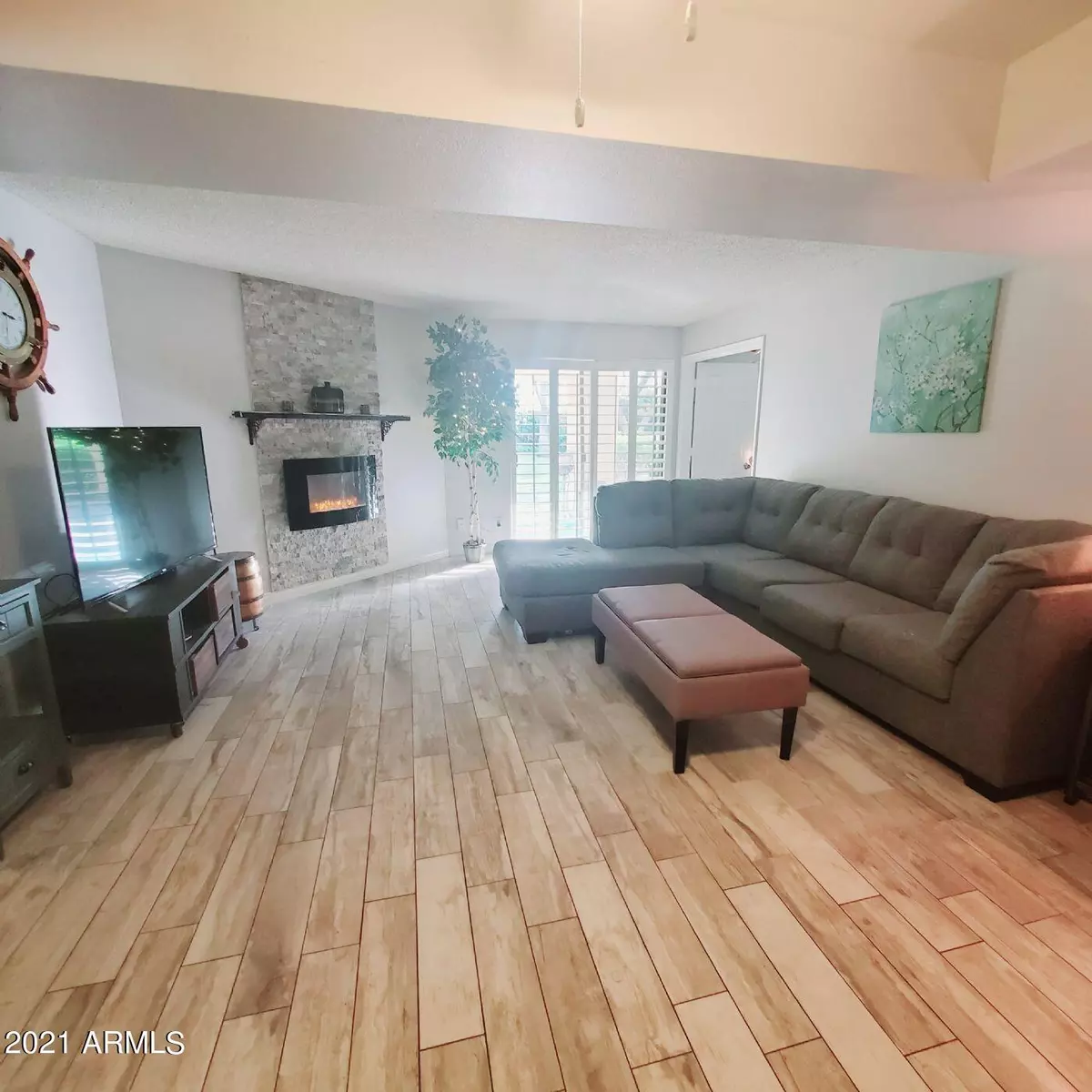 Scottsdale, AZ 85258,9355 N 91ST Street #107