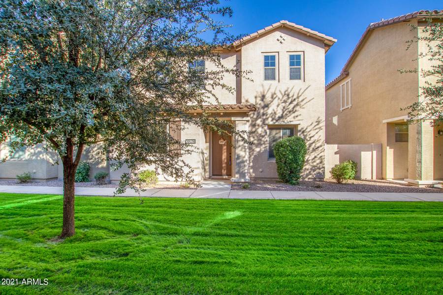 3528 S POSSE Trail, Gilbert, AZ 85297