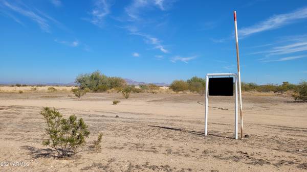 Tonopah, AZ 85354,8990 S 537th Avenue #-