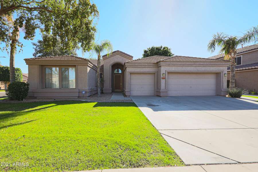 7205 W MELINDA Lane, Glendale, AZ 85308