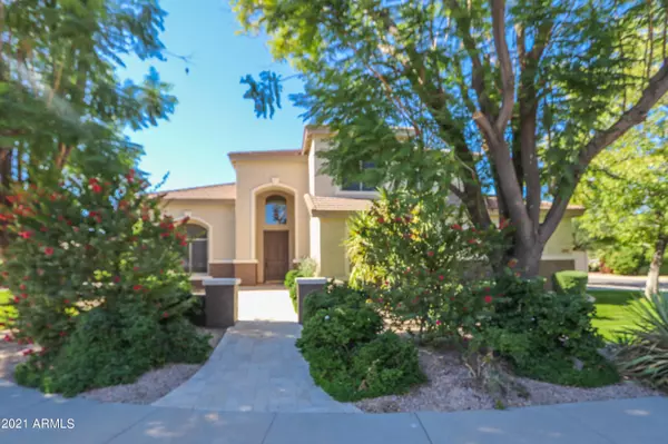 2890 S ILLINOIS Place, Chandler, AZ 85286