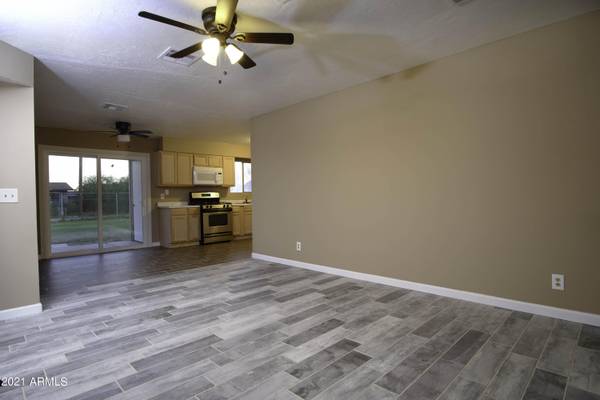 Casa Grande, AZ 85122,1325 W LILY Place