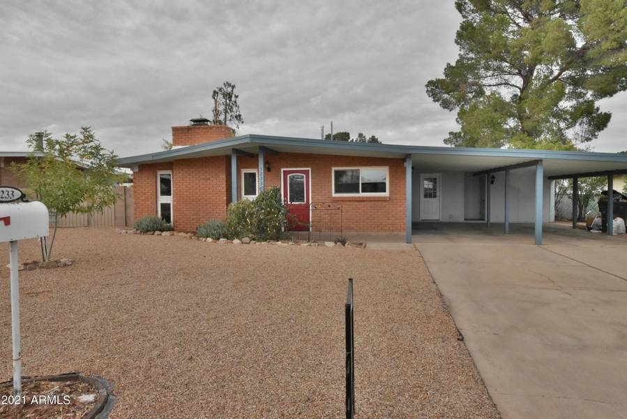 1233 ANDREA Drive, Sierra Vista, AZ 85635