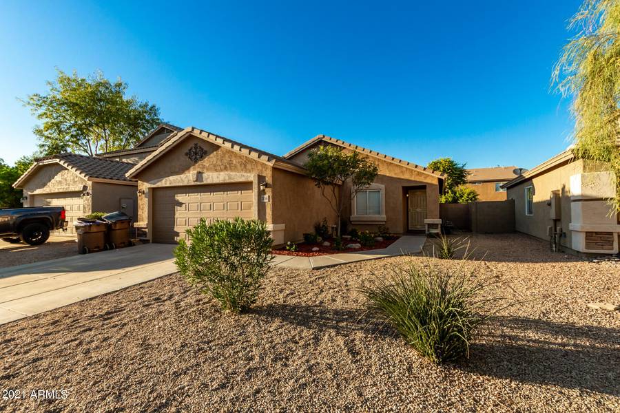 2756 E MINERAL PARK Road, San Tan Valley, AZ 85143