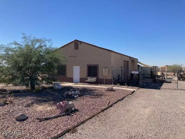 15224 S SUNLAND GIN Road, Arizona City, AZ 85123