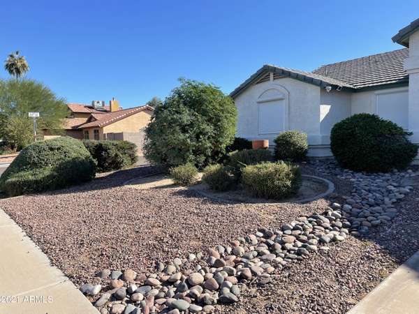 Phoenix, AZ 85042,1653 E VINEYARD Road