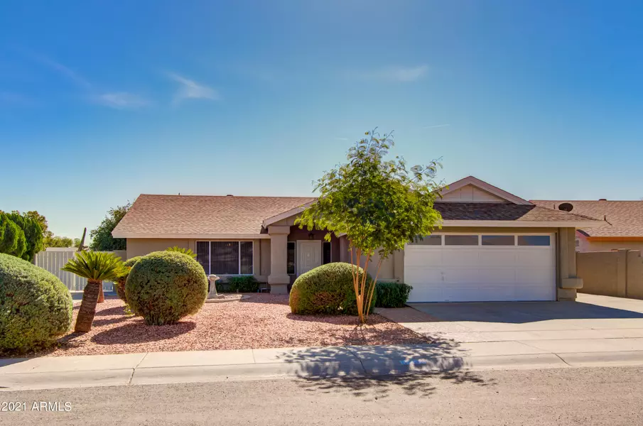 8539 W MEDLOCK Drive, Glendale, AZ 85305