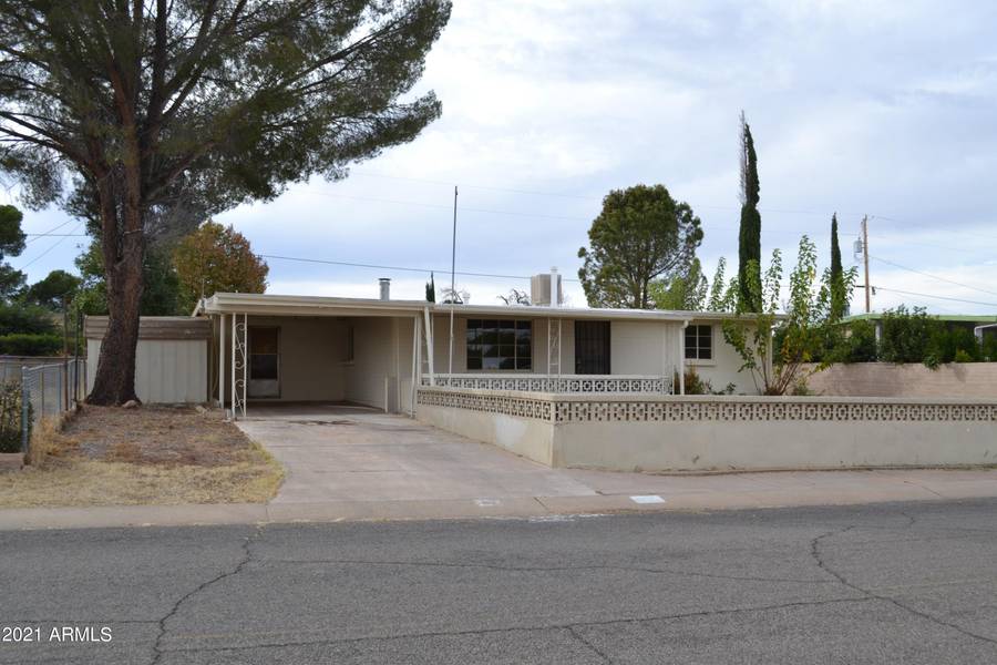 305 3RD Street, Huachuca City, AZ 85616