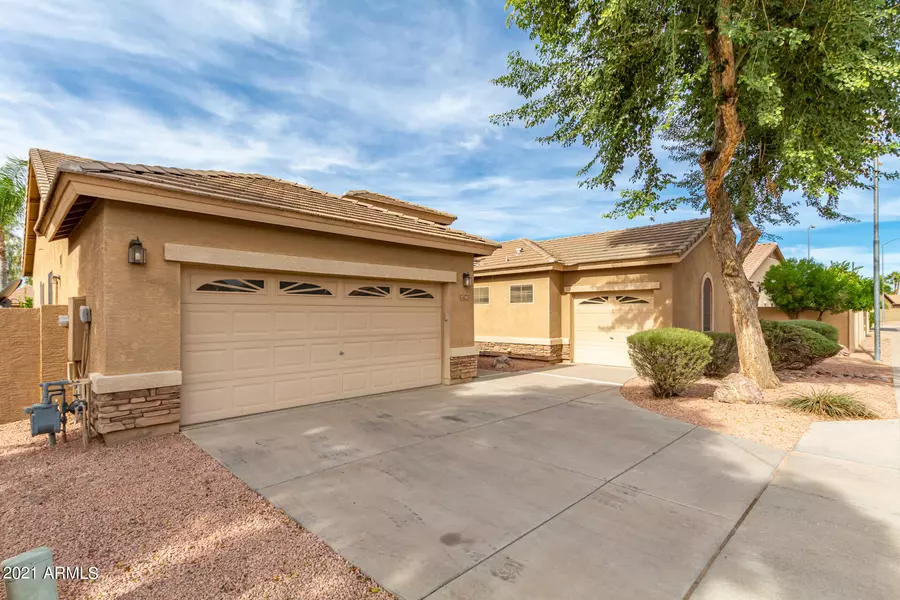 2740 S SORRELLE Street, Mesa, AZ 85209