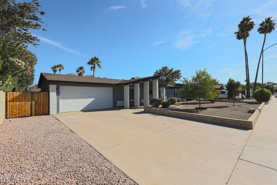 11827 N 35TH Street, Phoenix, AZ 85028