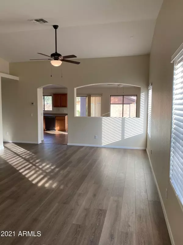 San Tan Valley, AZ 85140,1722 E Vernoa Street