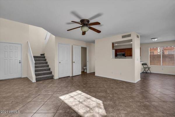 Chandler, AZ 85286,1140 W Kingbird Drive