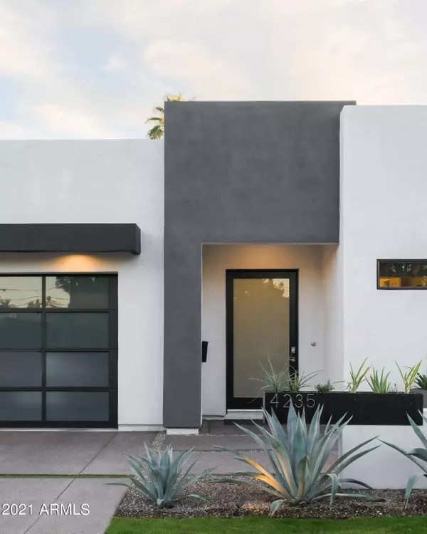 Phoenix, AZ 85018,4235 E TURNEY Avenue