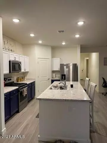 San Tan Valley, AZ 85143,7200 E EAGLE NEST Way