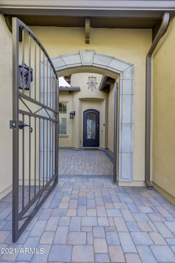 Scottsdale, AZ 85259,10707 N 121ST Way