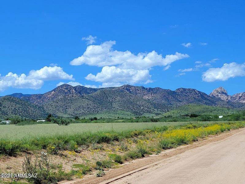 36 ACRE on Treasure Road #-, Pearce, AZ 85625