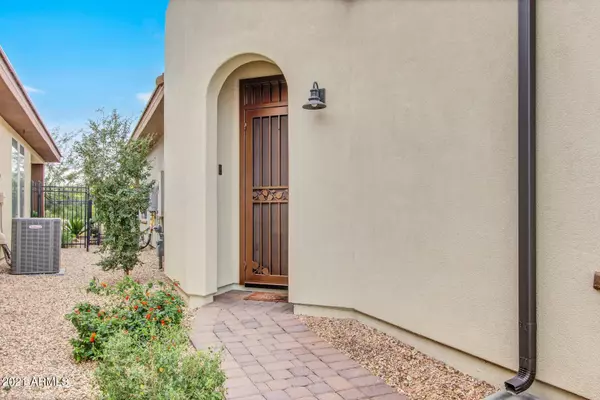 San Tan Valley, AZ 85140,753 E COBBLE STONE Drive