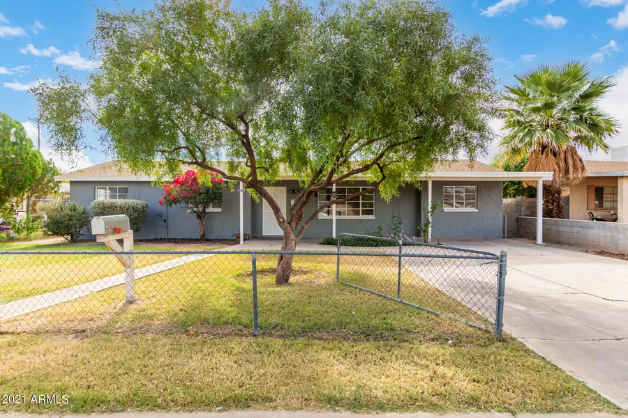 2909 W PORTLAND Street, Phoenix, AZ 85009