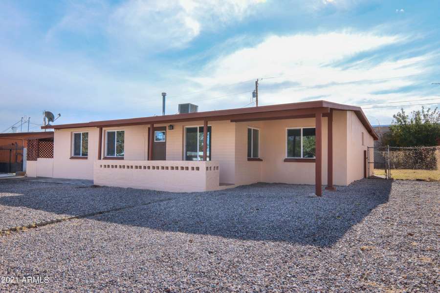 248 W WHITTON Street, Sierra Vista, AZ 85635