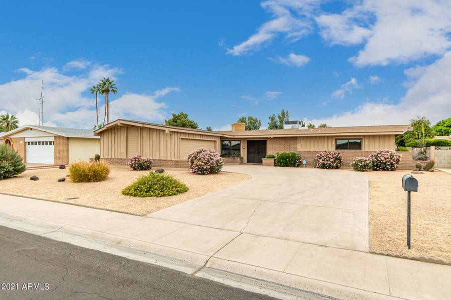 4336 W ROYAL PALM Road, Glendale, AZ 85302