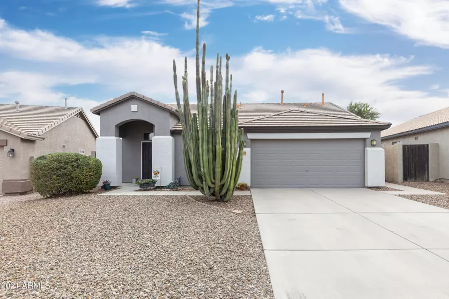 30425 N MAPLE CHASE Drive, San Tan Valley, AZ 85143