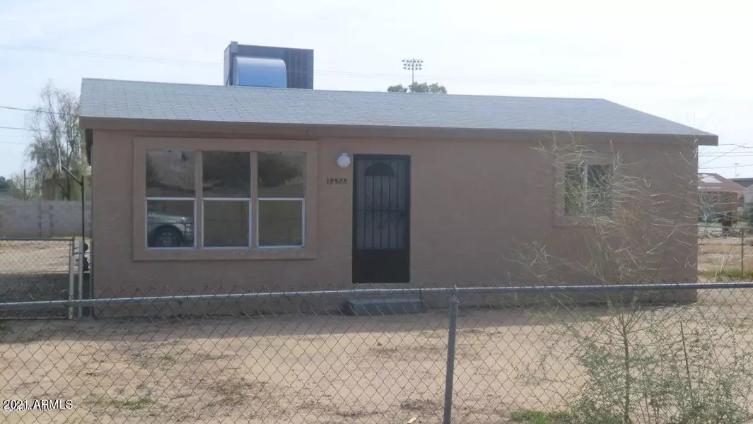 19595 N HAMILTON Avenue, Maricopa, AZ 85139