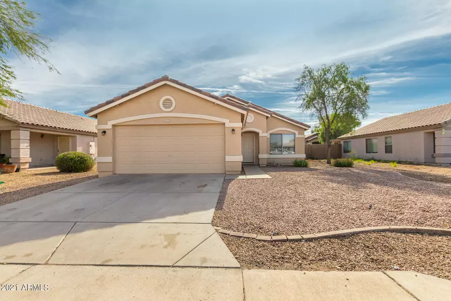 6413 W HUGHES Drive, Phoenix, AZ 85043