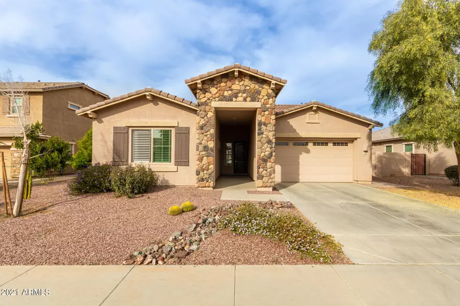 1156 E TEKOA Avenue, Gilbert, AZ 85298