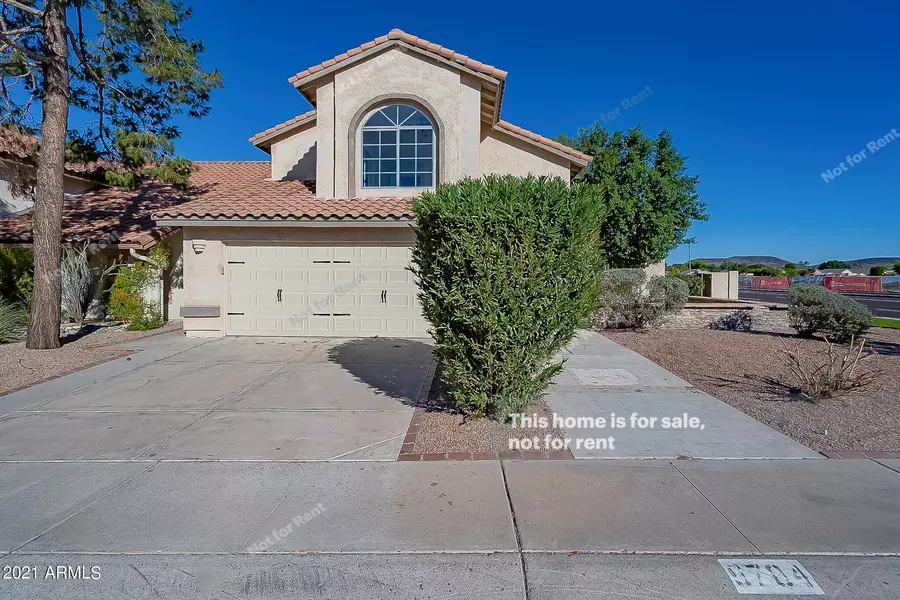 6704 W SACK Drive, Glendale, AZ 85308