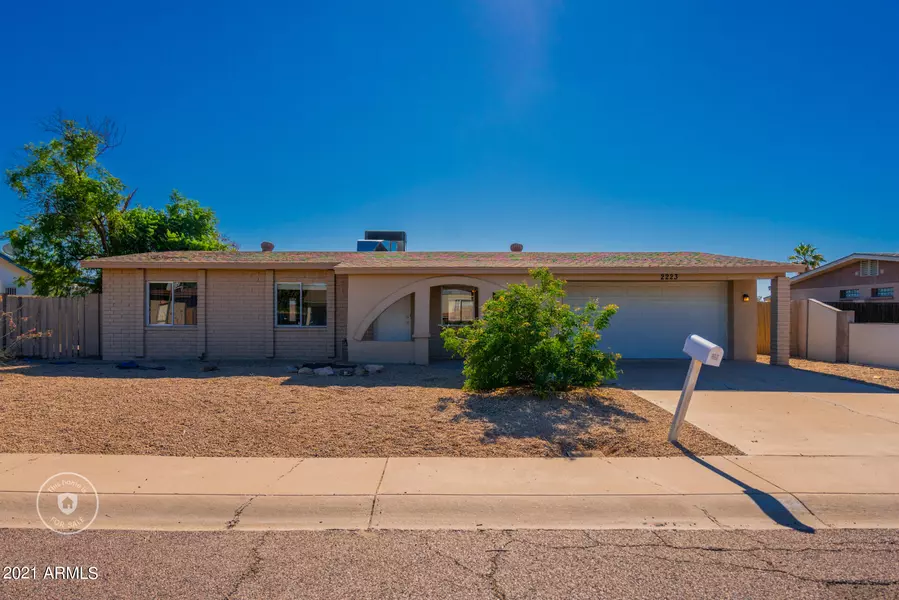 2223 W BLUEFIELD Avenue, Phoenix, AZ 85023