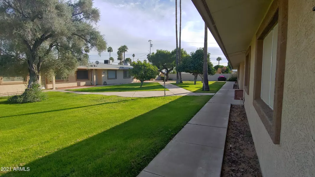 10647 W COGGINS Drive, Sun City, AZ 85351