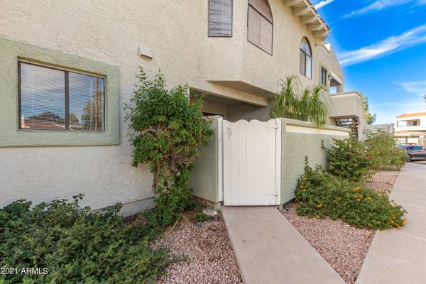 Tempe, AZ 85281,850 S River Drive #1072