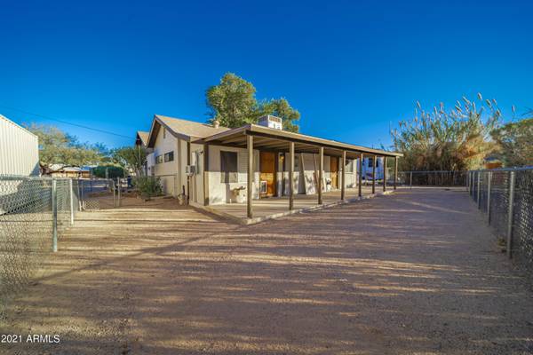 Wickenburg, AZ 85390,601 Whipple Court Court