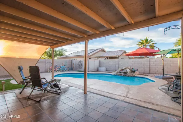 1262 W DIAMOND Avenue, Apache Junction, AZ 85120