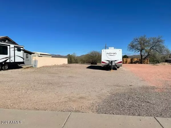 Wickenburg, AZ 85390,0 N Jackson Street #18