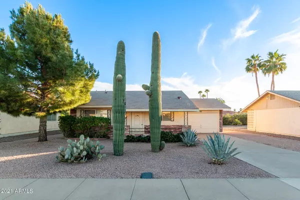 1039 LEISURE WORLD --, Mesa, AZ 85206