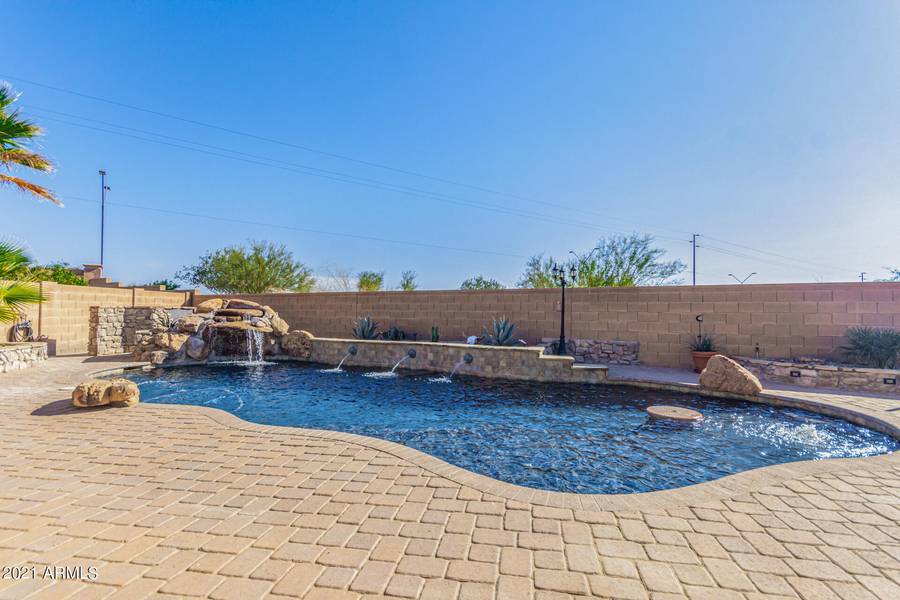 29929 W AVALON Drive, Buckeye, AZ 85396